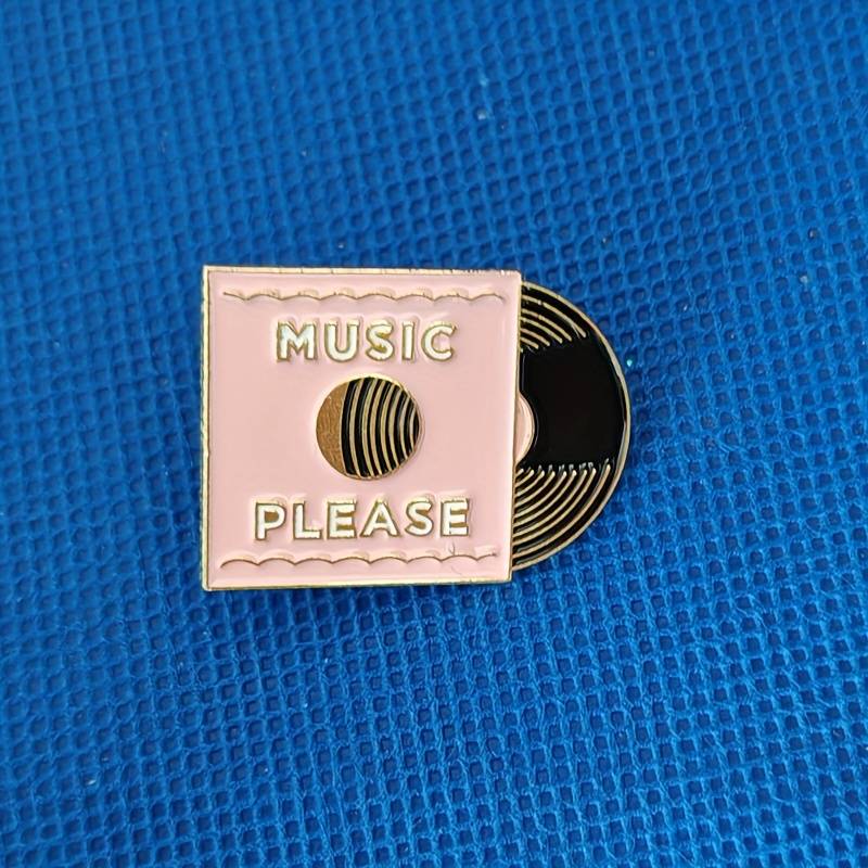 Pin's Vinyle 'Music Please' - Accessoire Mode Mélomane