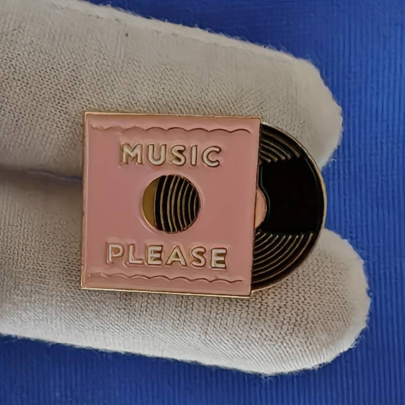 Pin's Vinyle 'Music Please' - Accessoire Mode Mélomane