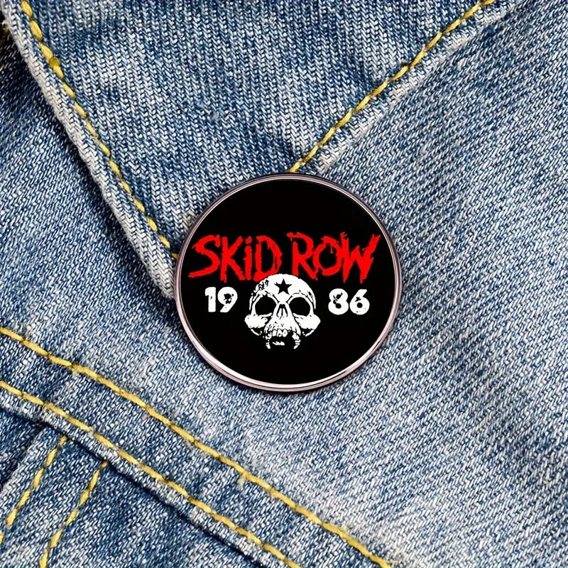 Pin's Punk 'Skid Row 1986' - Badge Métal Musique Rebelle