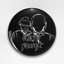 Badge rond "Daft Punk" - Design noir et blanc, 4,4 cm